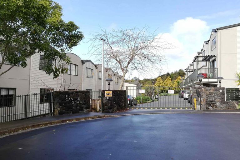 Photo of property in 10/8 Flynn Street, Birkdale, Auckland, 0626