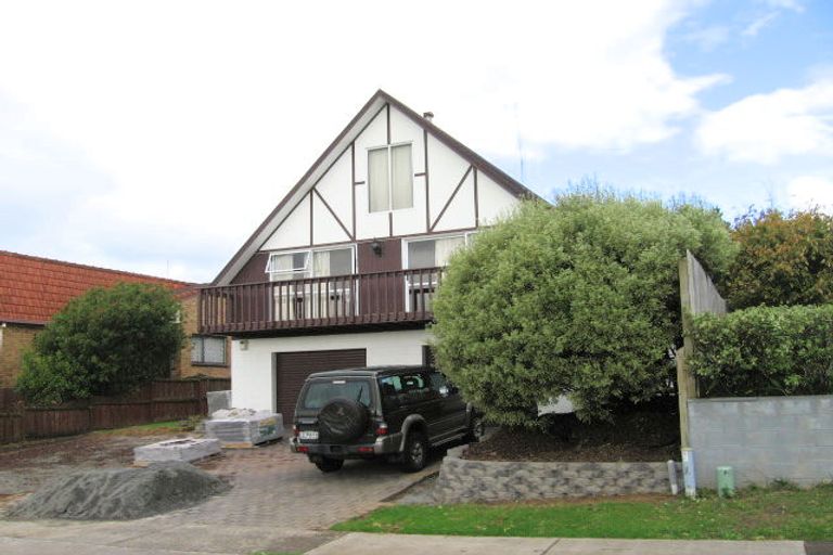 Photo of property in 3 Eclipse Place, Half Moon Bay, Auckland, 2012
