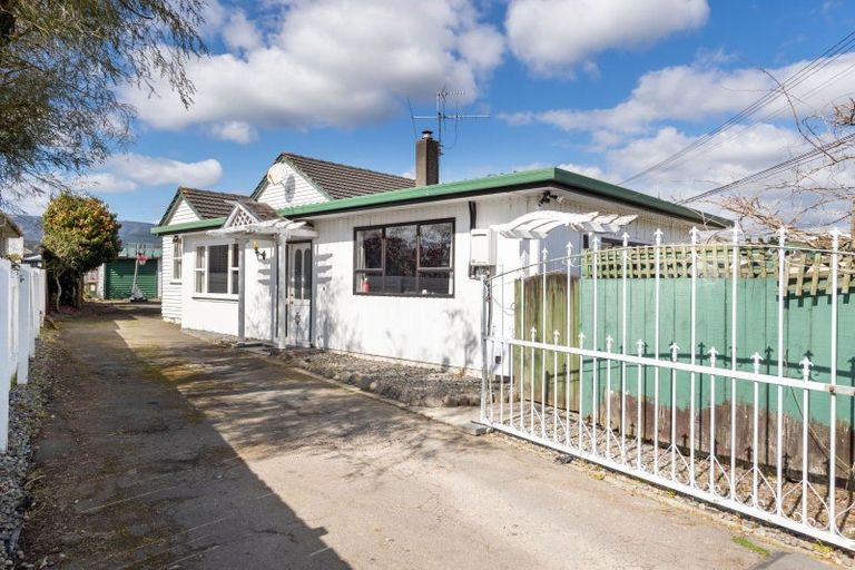 Photo of property in 23 Weka Grove, Elderslea, Upper Hutt, 5018