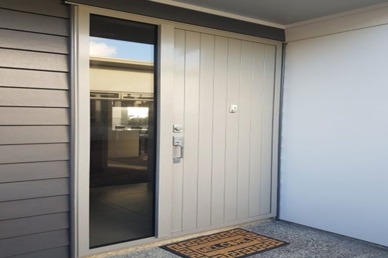 Photo of property in 14 Buller Street, New Plymouth, 4310