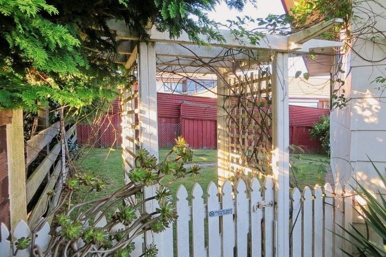 Photo of property in 33b Otumoetai Road, Judea, Tauranga, 3110