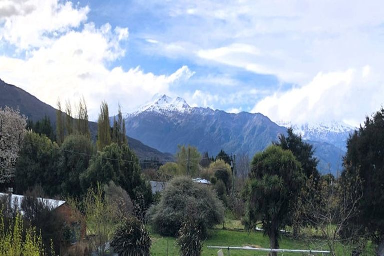 Photo of property in 5 Kiwi Street, Makarora, Wanaka, 9382