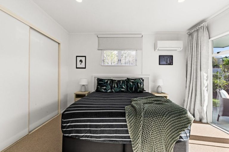 Photo of property in 9 Amner Place, Bluff Hill, Napier, 4110