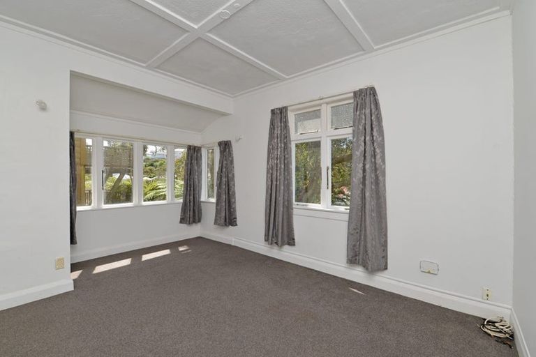 Photo of property in 19 Hadfield Terrace, Kelburn, Wellington, 6012