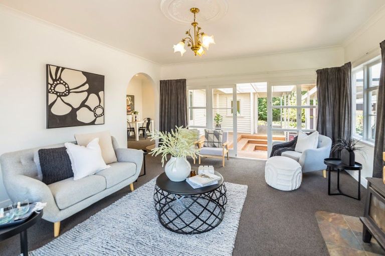 Photo of property in 65 Brandon Street, Featherston, 5710