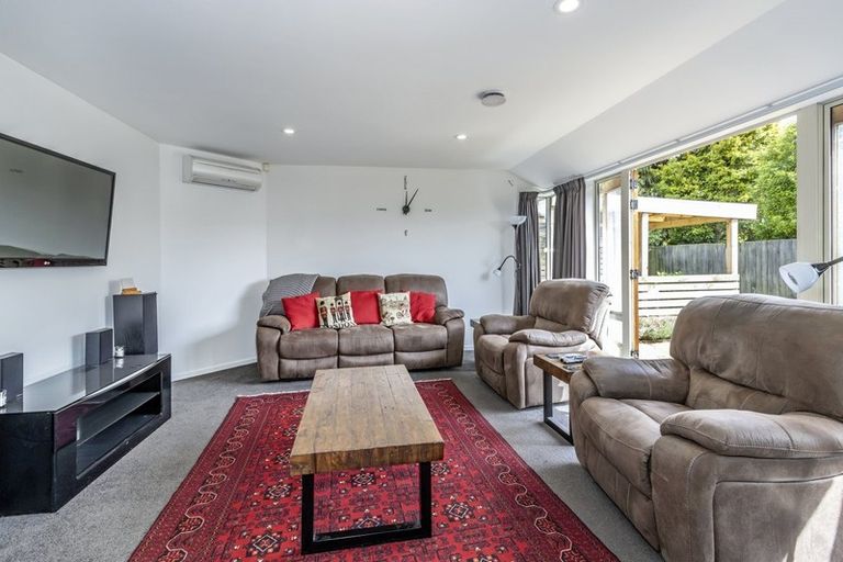 Photo of property in 169 Grimseys Road, Redwood, Christchurch, 8051