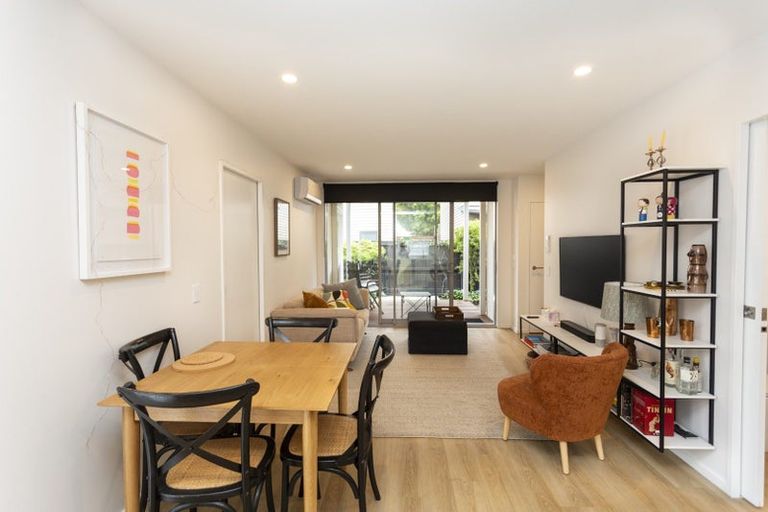 Photo of property in 17d Dickens Street, Addington, Christchurch, 8024