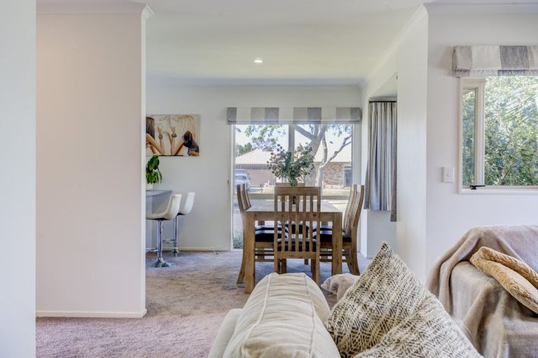 Photo of property in 18 Ballantrae Place, Huntington, Hamilton, 3210