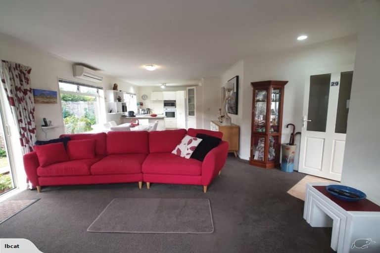 Photo of property in 29 Dan Tori Place, Orewa, 0931