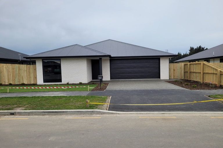 Photo of property in 25 Sarah Nicholls Street, Belfast, Christchurch, 8051