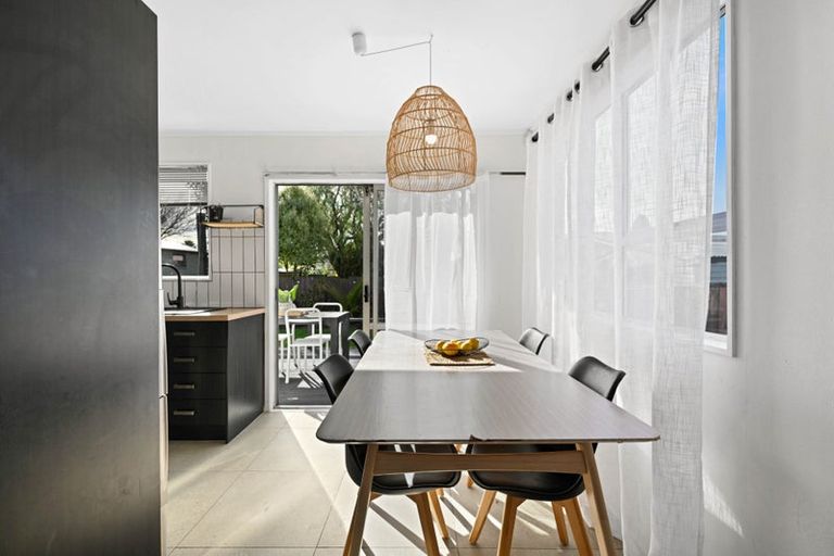 Photo of property in 392 Kahikatea Drive, Dinsdale, Hamilton, 3204