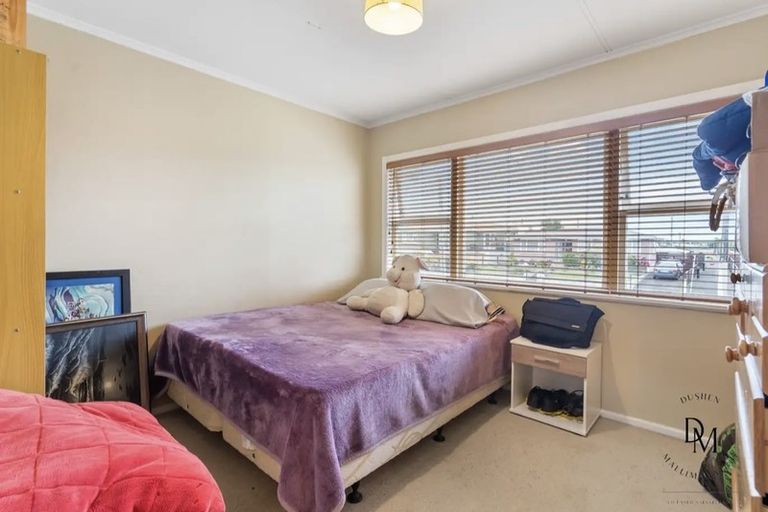 Photo of property in 40 Ferguson Street, Manurewa East, Auckland, 2102