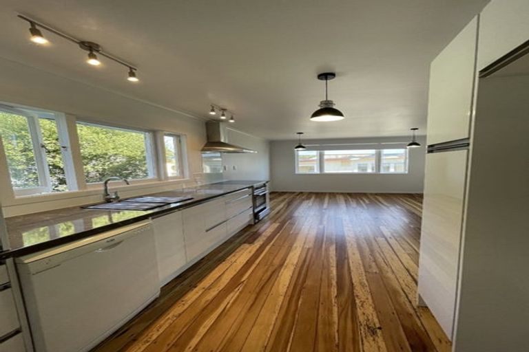 Photo of property in 33 Baird Road, Tokoroa, 3420