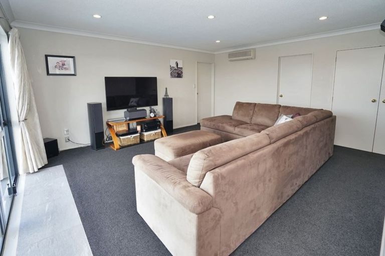 Photo of property in 7 Southworth Place, Grandview Heights, Hamilton, 3200