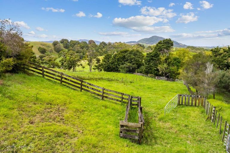 Photo of property in 5 Judd Road, Maungaturoto, 0520