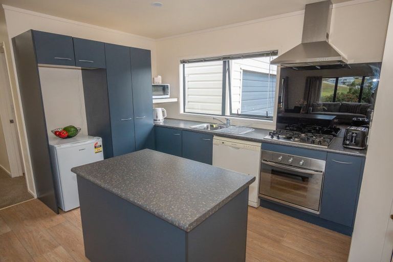 Photo of property in 12 Cable Bay Block Road, Cable Bay, 0420