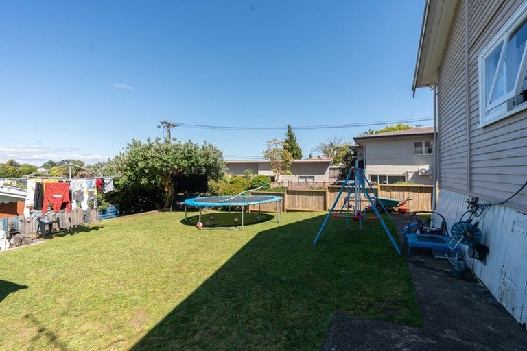 Photo of property in 176 Cambridge Road, Hillcrest, Hamilton, 3216