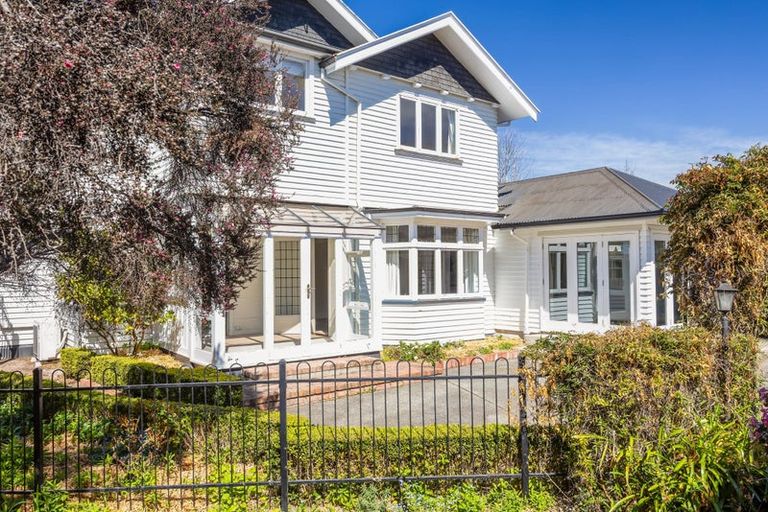 Photo of property in 43 Tomes Road, St Albans, Christchurch, 8052