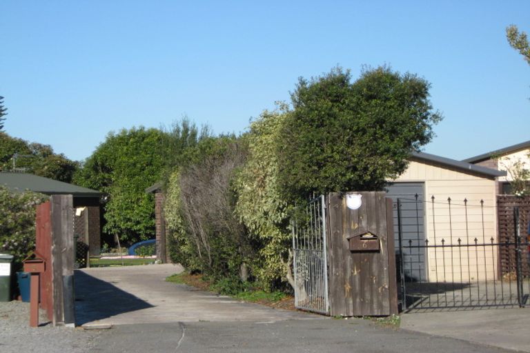 Photo of property in 6 Lindis Lane, New Brighton, Christchurch, 8083