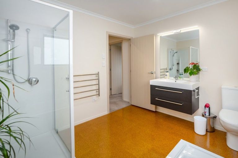 Photo of property in 12 Feist Street, Carterton, 5713