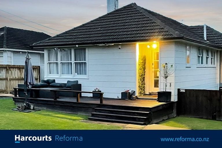 Photo of property in 1 Waitaua Street, Papakura, 2110