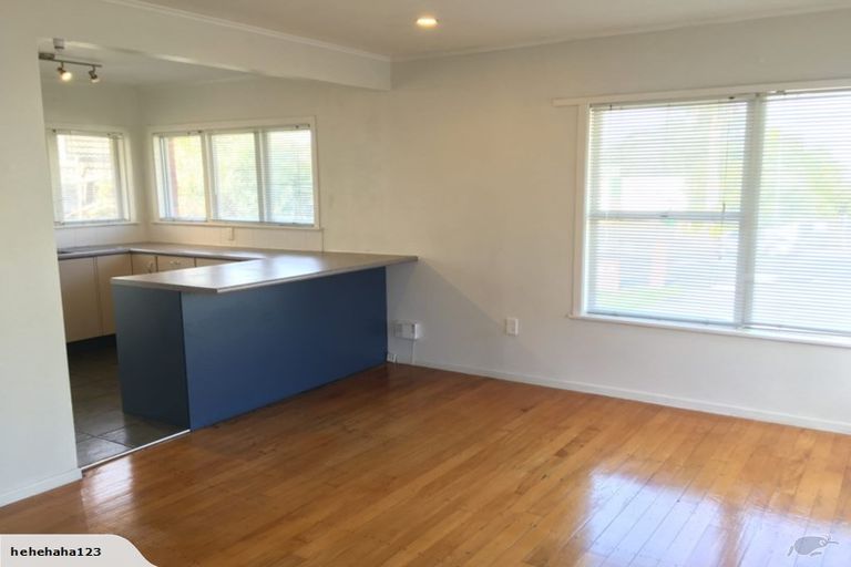 Photo of property in 1/238 Lake Road, Hauraki, Auckland, 0622