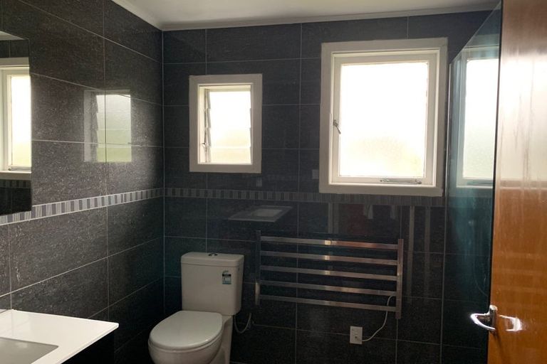 Photo of property in 7 Utting Street, Birkdale, Auckland, 0626