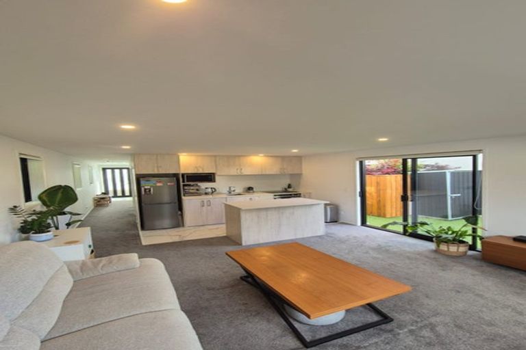 Photo of property in 7/176 Cambridge Terrace, Fairfield, Lower Hutt, 5011
