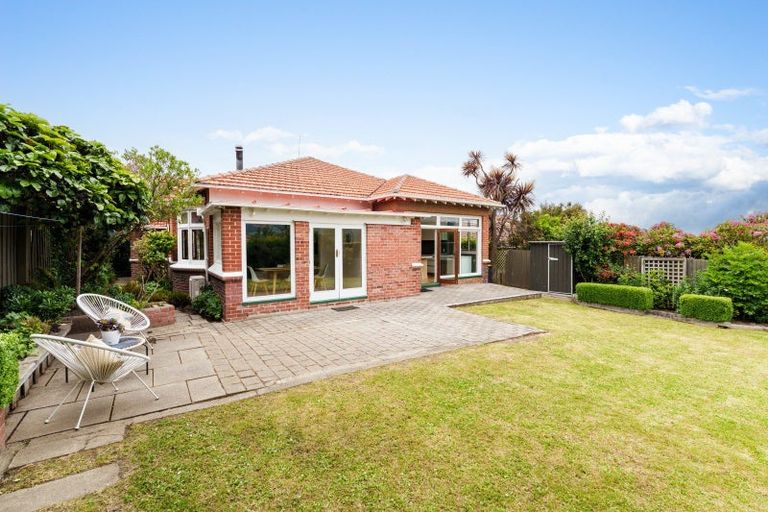 Photo of property in 21 Grandview Crescent, Opoho, Dunedin, 9010