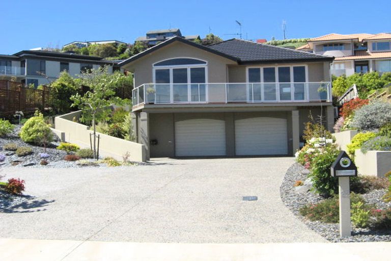 Photo of property in 22 Zeehaen Place, Britannia Heights, Nelson, 7010