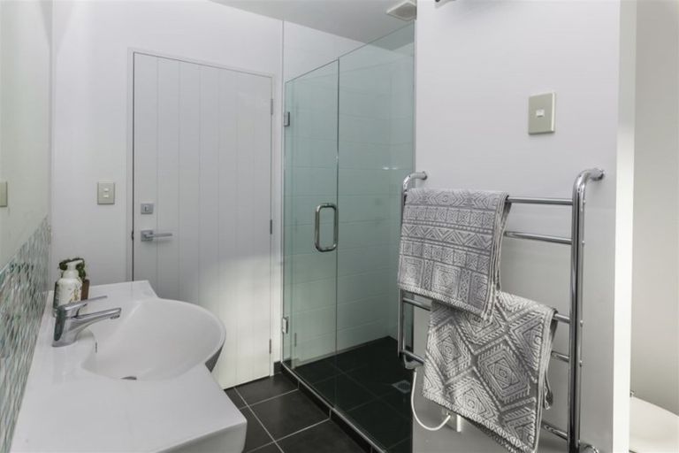 Photo of property in 15a Tomes Road, St Albans, Christchurch, 8052