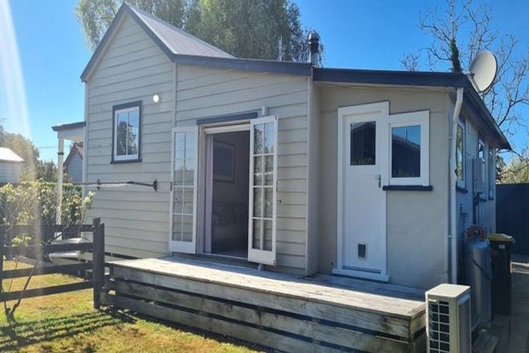 Photo of property in 20a Malcolm Street, Martinborough, 5711