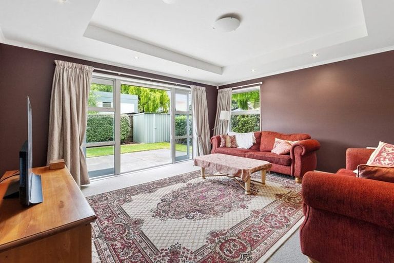 Photo of property in 36a Woodbury Street, Avonhead, Christchurch, 8042