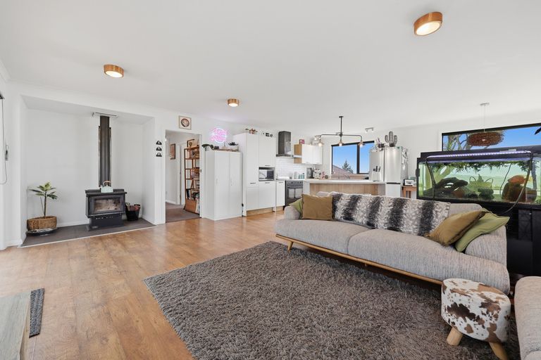 Photo of property in 8 Ellersley Street, Halfway Bush, Dunedin, 9010