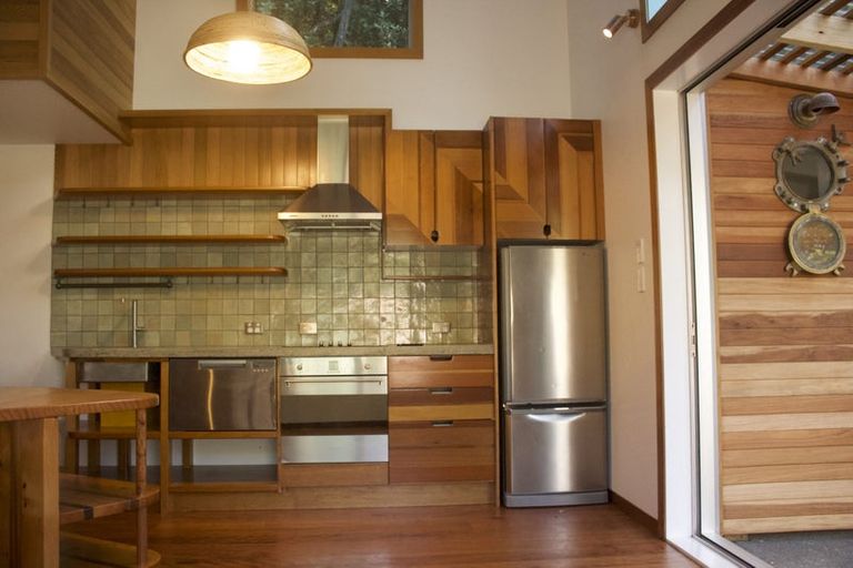 Photo of property in 238a Houghton Bay Road, Houghton Bay, Wellington, 6023