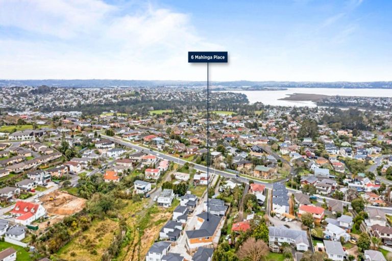 Photo of property in 6 Mahinga Place, Massey, Auckland, 0614