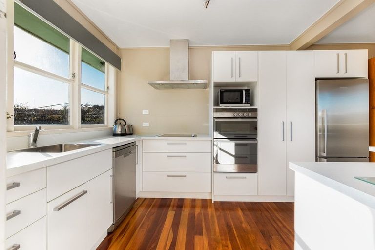 Photo of property in 105 Shakespeare Street, Leamington, Cambridge, 3432