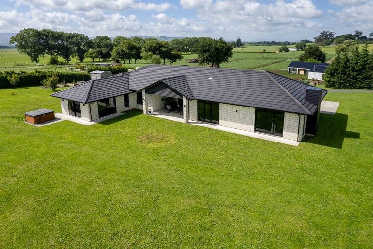 Photo of property in 3074 Cambridge Road, Rotoorangi, Cambridge, 3495