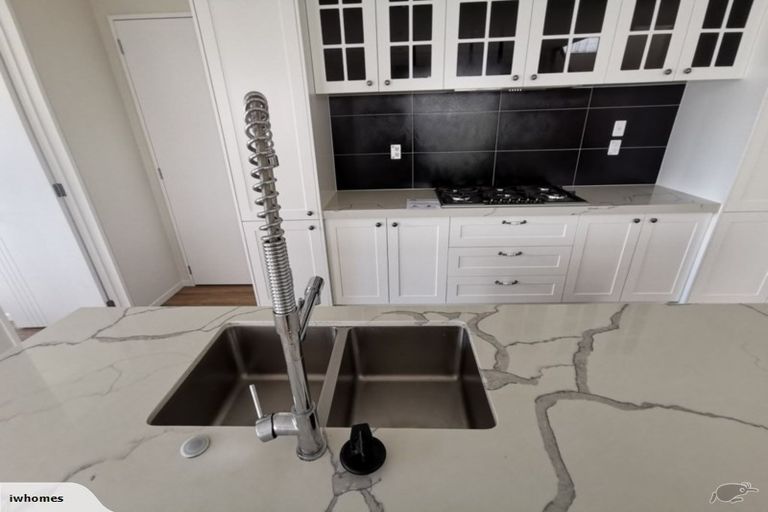 Photo of property in 57 Donegal Park Drive, Flat Bush, Auckland, 2019