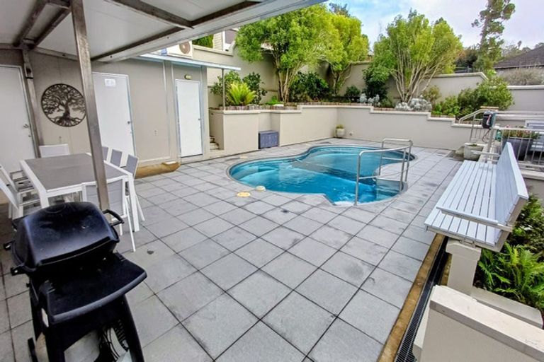 Photo of property in 32 Amante Crescent, Mairangi Bay, Auckland, 0630