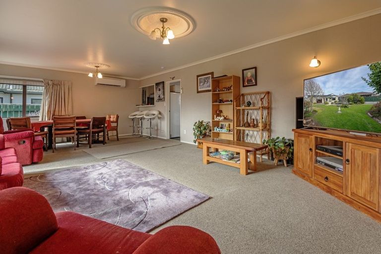 Photo of property in 116 Kelvin Grove Road, Kelvin Grove, Palmerston North, 4414