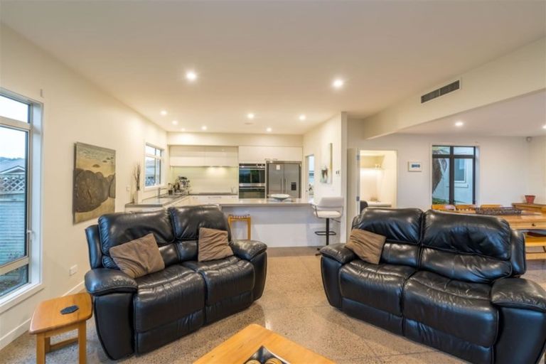 Photo of property in 8 Duxford Crescent, Fairfield, Dunedin, 9018