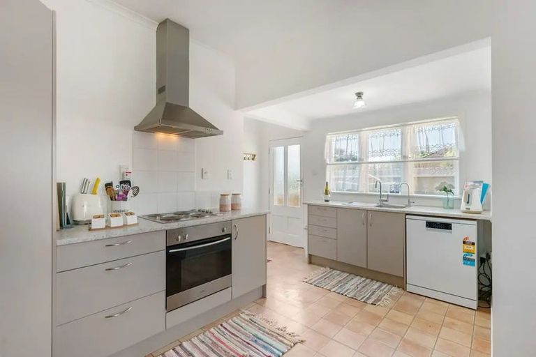 Photo of property in 25 Freyberg Crescent, Pukekohe, 2120