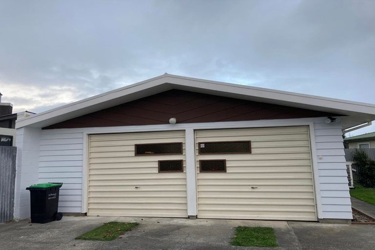 Photo of property in 8 Barnett Place, Pirimai, Napier, 4112