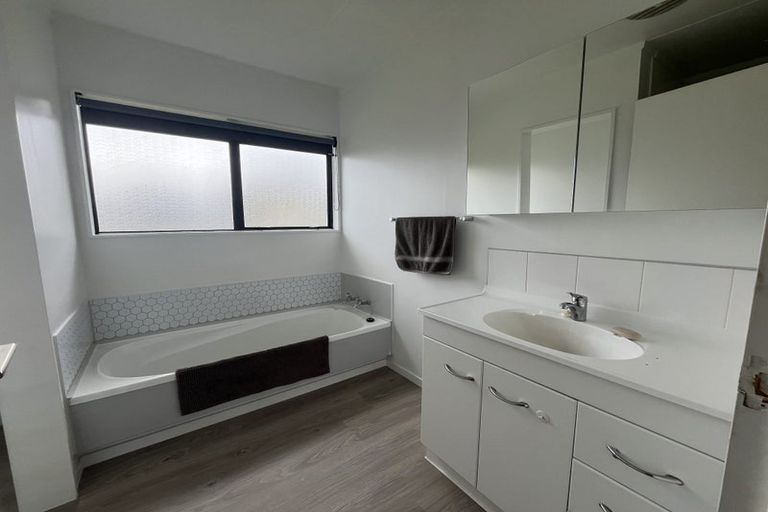 Photo of property in 7 Bartholomew Drive, Nawton, Hamilton, 3200