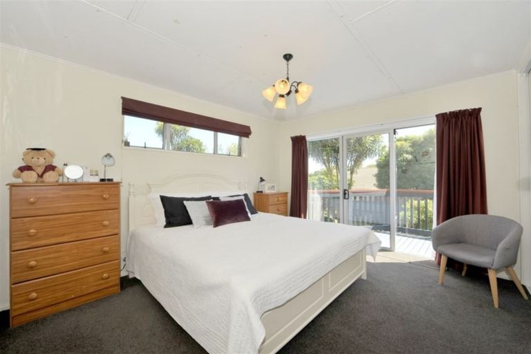 Photo of property in 28a Wyatt Place, Russley, Christchurch, 8042