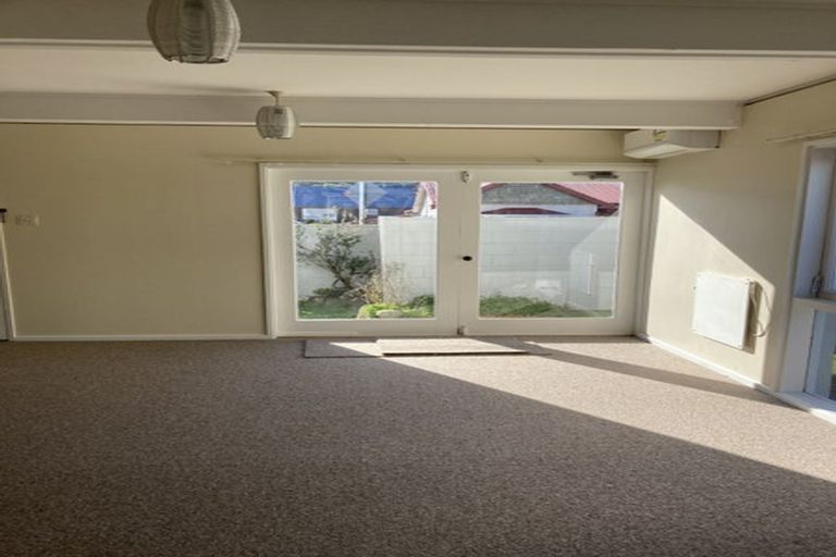 Photo of property in 1/33 Frankmoore Avenue, Johnsonville, Wellington, 6037