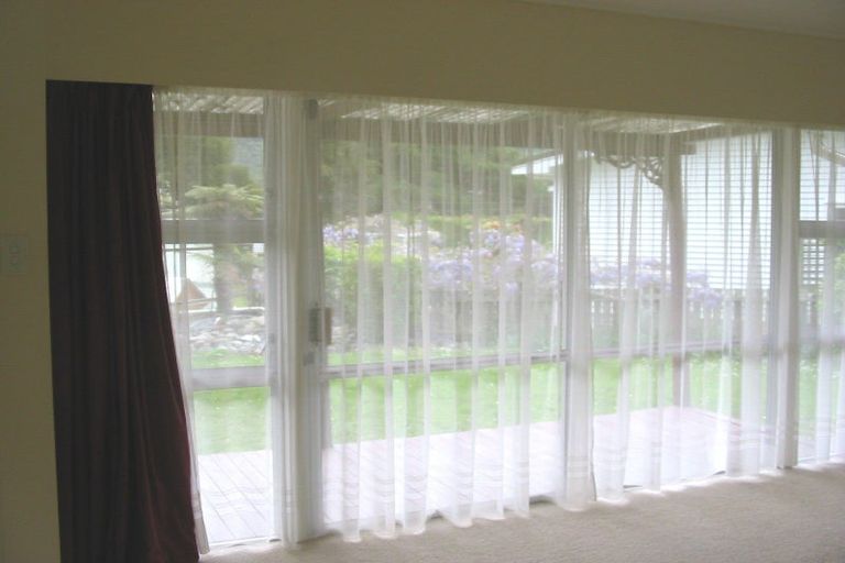 Photo of property in 1b Horoeka Street, Stokes Valley, Lower Hutt, 5019