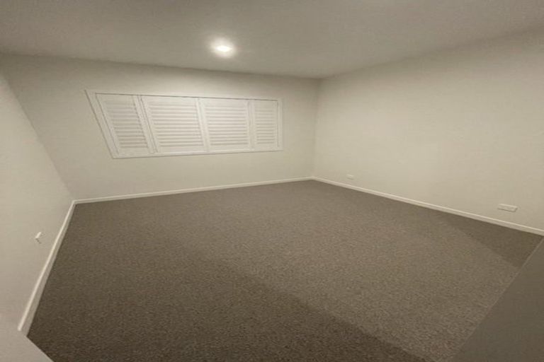 Photo of property in 9 Moya Drive, Matakana, 0985