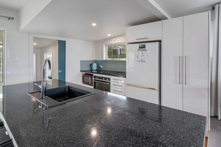 Photo of property in 92 Marine Parade, Otaki Beach, Otaki, 5512